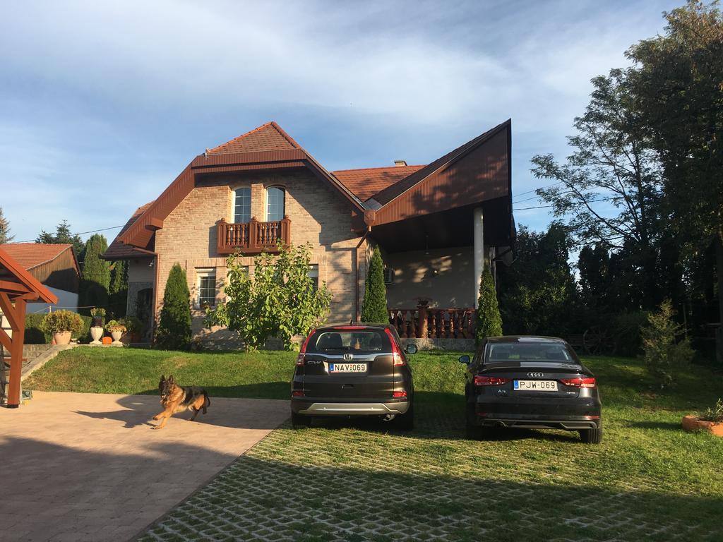 Gabi Maganszallashely Zalasarszeg Extérieur photo
